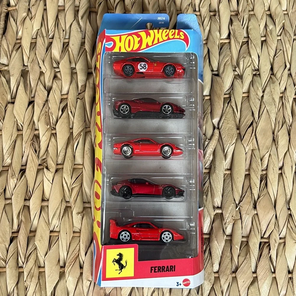 Hot Wheels Ferrari 5 Car Red Set Hotwheels Mattel Diecast Collectible New 2025